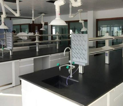 實驗室萬向排氣罩安裝效果圖