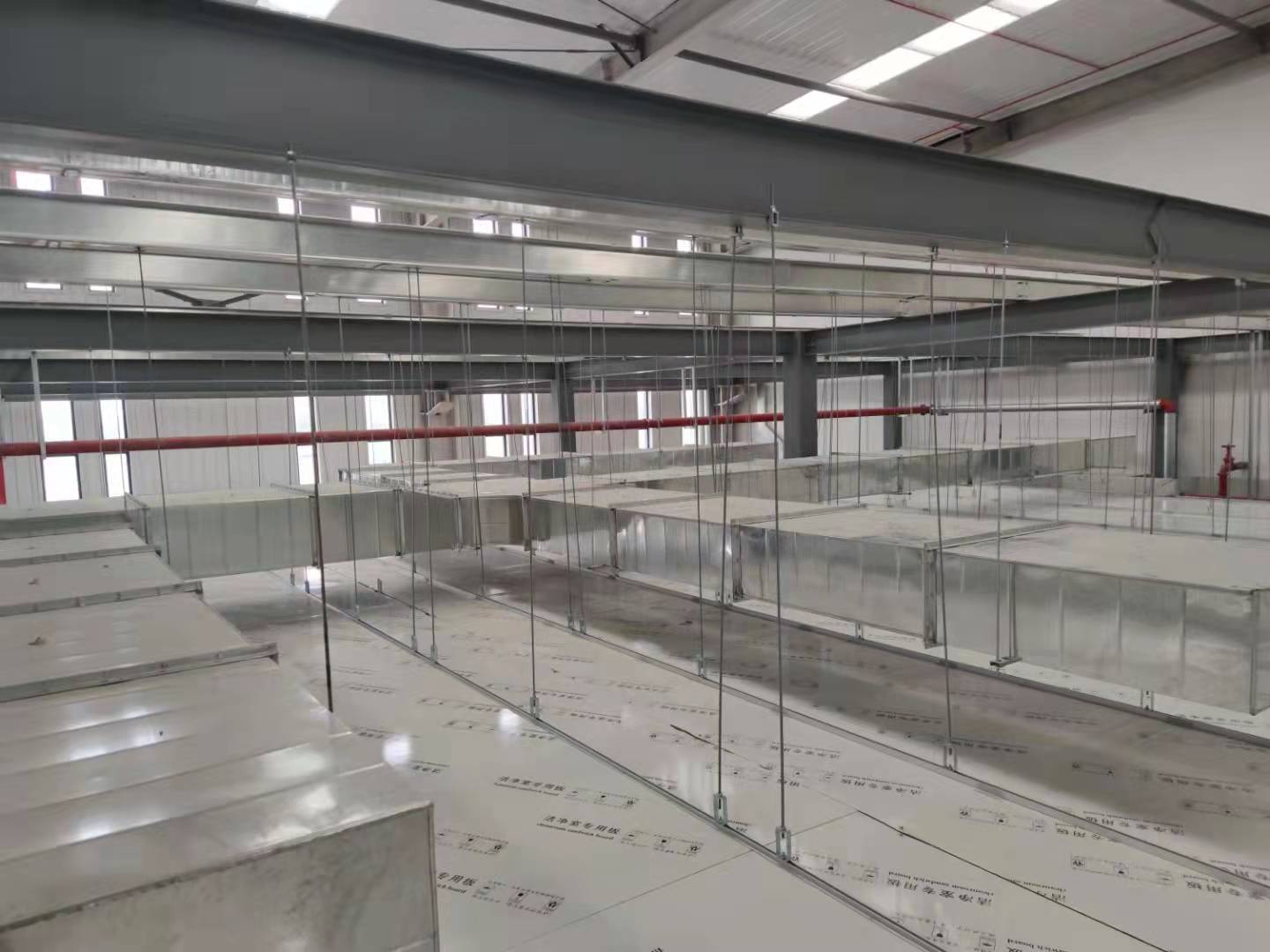 電子潔凈車間裝修施工圖片